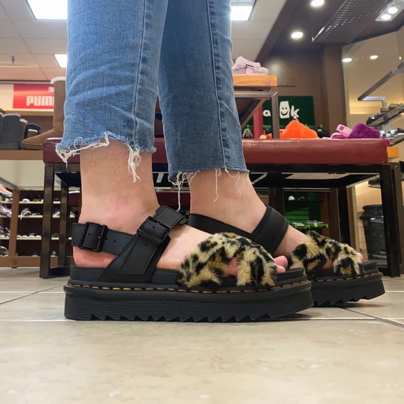 New Dr Martens Voss Ii Fluffy 2672285 